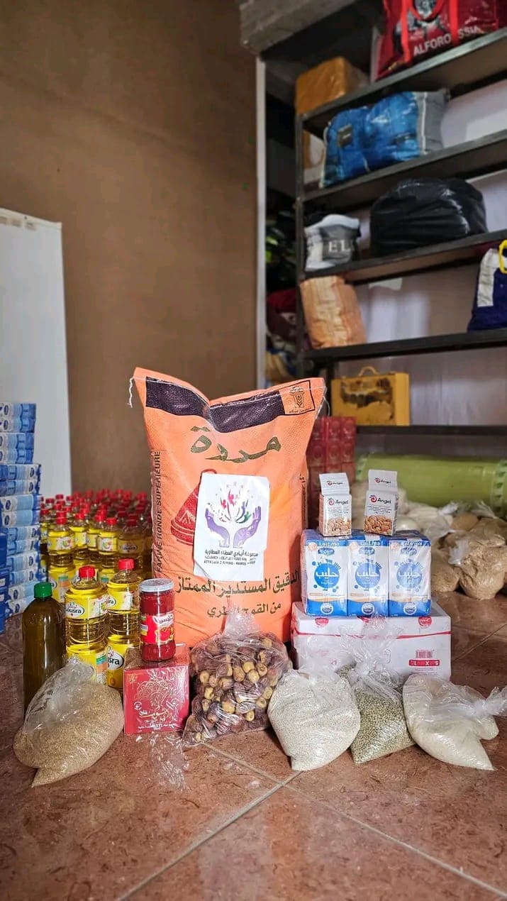 توزيع الطرود الغذائية